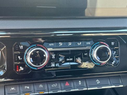 New 2026 GMC Sierra 1500 AT4 w/ AT4 Premium Package image 20