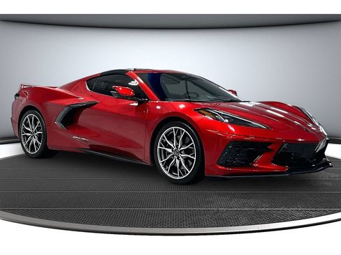 Used 2024 Chevrolet Corvette Stingray Premium Cpe w/ Z51 Performance Package RWD image 12