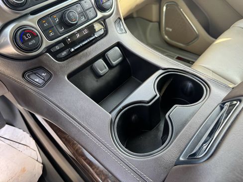 Used 2020 Chevrolet Tahoe LT image 26