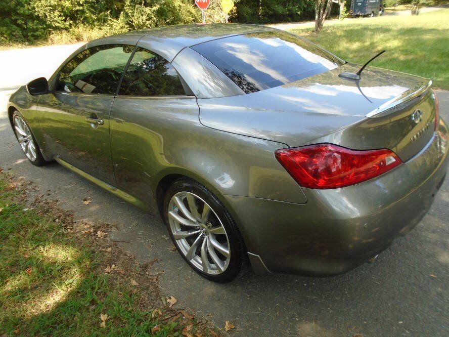 Used 2010 INFINITI G37 Convertible w/ Premium Pkg RWD image 27