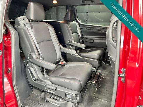 Used 2025 Honda Odyssey Sport-L image 16