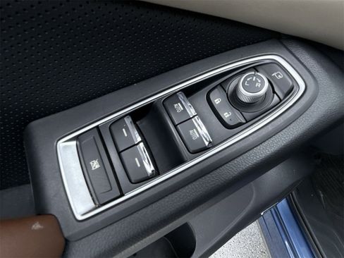 Used 2020 Subaru Ascent Touring w/ Popular Package #3 image 18