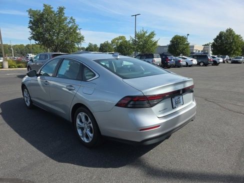 Certified 2024 Honda Accord LX image 7