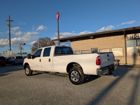 Used 2016 Ford F250 XL w/ Power Equipment Group image 9