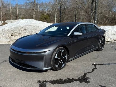 Used 2023 Lucid Air Grand Touring image 2