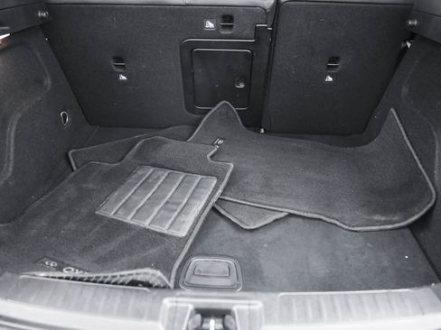 Used 2019 INFINITI QX30 Premium w/ Navigation Package image 13