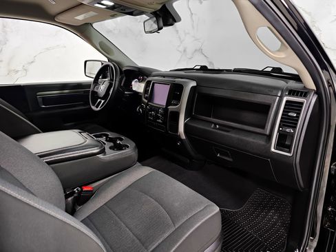 Used 2021 RAM 1500 Express w/ Express Value Package RWD image 15