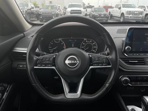 Used 2024 Nissan Altima 2.5 SR FWD image 21