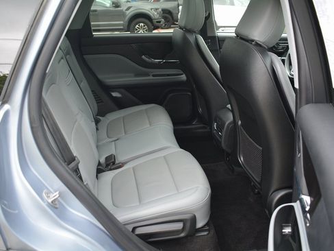 Used 2022 Lincoln Corsair Reserve w/ Equipment Group 201A image 23