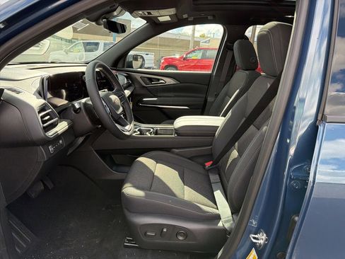 New 2026 Chevrolet Traverse LT w/ Sun and Wheel Package image 13