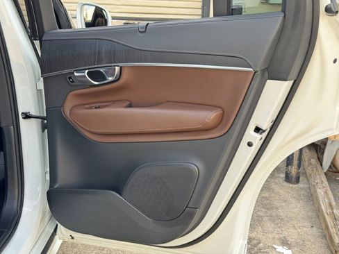 Used 2024 Volvo XC90 T8 Ultimate w/ Protection Package Premier AWD/4WD image 49