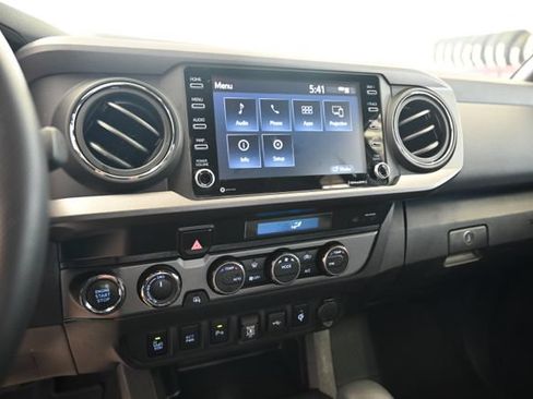 Used 2023 Toyota Tacoma TRD Off-Road w/ Technology Package AWD/4WD image 16