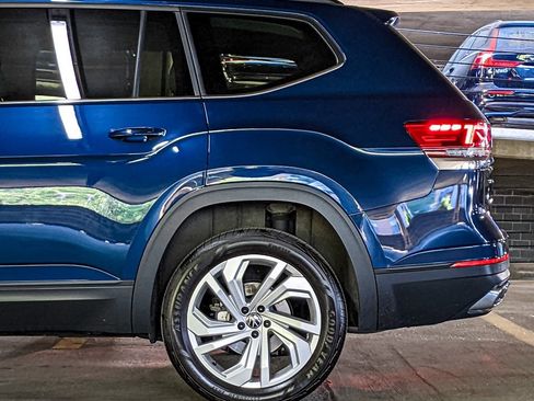 Certified 2023 Volkswagen Atlas SE AWD/4WD image 3