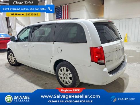 Used 2019 Dodge Grand Caravan SXT FWD image 3