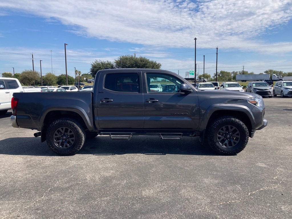 Used 2023 Toyota Tacoma SR5 RWD image 4