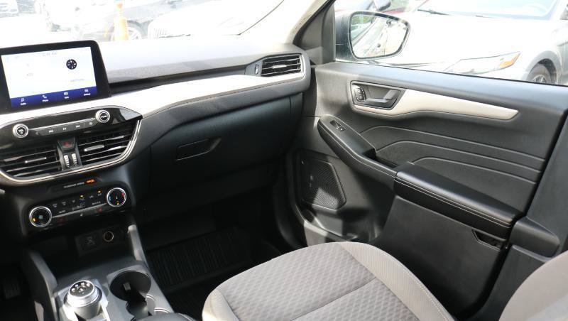 Used 2022 Ford Escape SE w/ Cold Weather Package AWD/4WD image 22