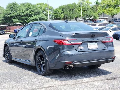 New 2026 Toyota Camry SE FWD image 3