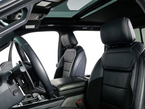 Used 2023 Ford F150 Raptor w/ Raptor Carbon Fiber Package image 5