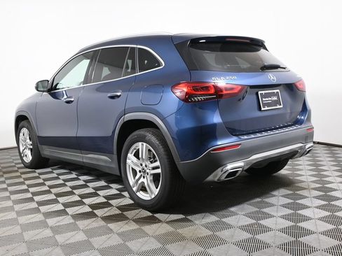 Used 2023 Mercedes-Benz GLA 250 4MATIC image 5