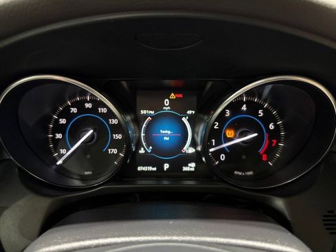 Used 2017 Jaguar XF Prestige image 25