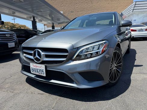 Used 2019 Mercedes-Benz C 300 Sedan image 3
