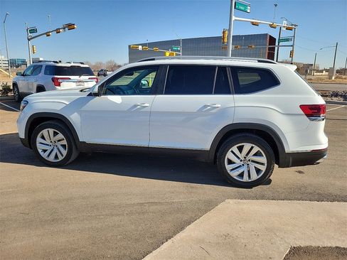 Used 2021 Volkswagen Atlas SEL image 2