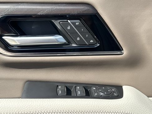 New 2026 GMC Yukon XL Denali w/ Sun & Power Step Package AWD/4WD image 20
