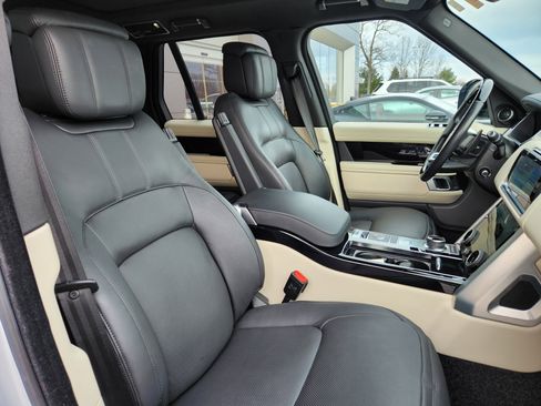 Used 2021 Land Rover Range Rover Westminster Edition image 16