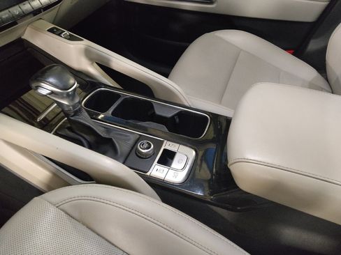 Used 2022 Kia Telluride S image 26