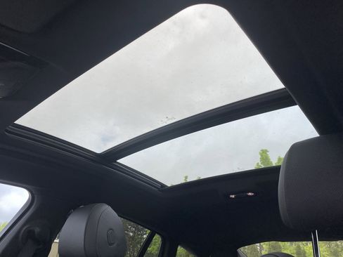 Used 2024 BMW X6 xDrive40i w/ Parking Assistance Package image 8