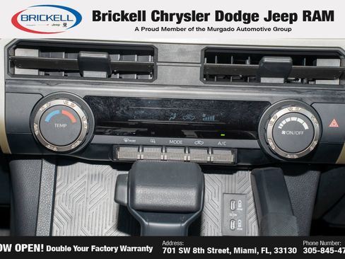 Used 2025 Toyota Tacoma SR5 AWD/4WD image 22