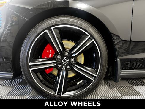 Used 2024 Honda Accord Sport image 10