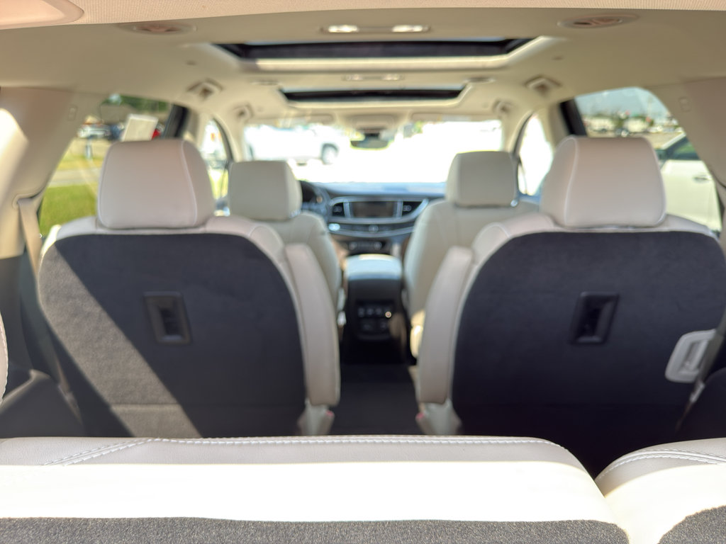 Used 2023 Buick Enclave Avenir w/ Avenir Technology Package FWD image 7
