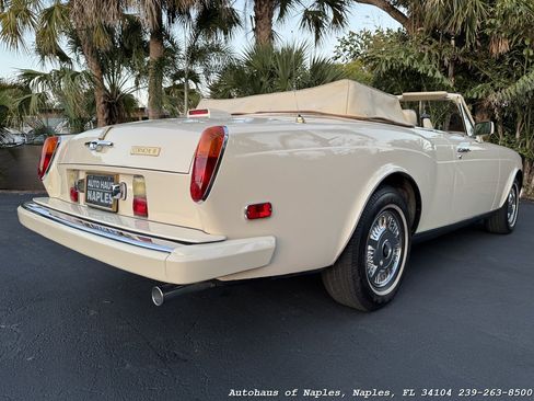 Used 1990 Rolls-Royce Corniche III RWD image 29