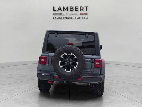 Used 2026 Jeep Wrangler Unlimited Rubicon AWD/4WD image 4