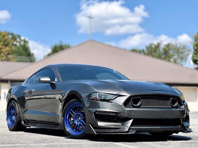 Used 2018 Ford Mustang GT Premium w/ Equipment Group 401A RWD image 3