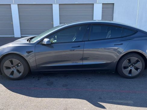 Used 2022 Tesla Model 3 Long Range AWD/4WD image 2