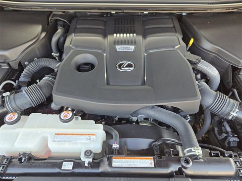 Used 2024 Lexus GX 550 w/ Cold Area Package image 31