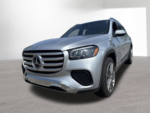Used 2024 Mercedes-Benz GLS 450 4MATIC image 28