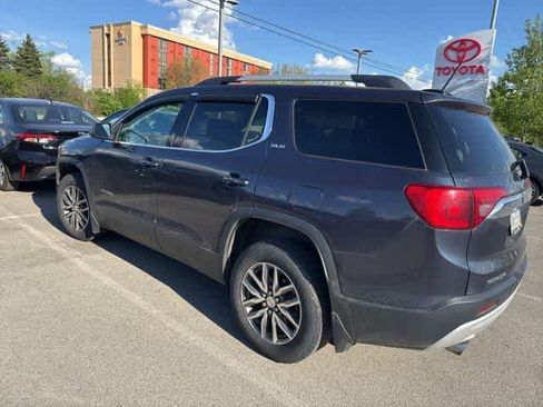 Used 2018 GMC Acadia SLE AWD/4WD image 4