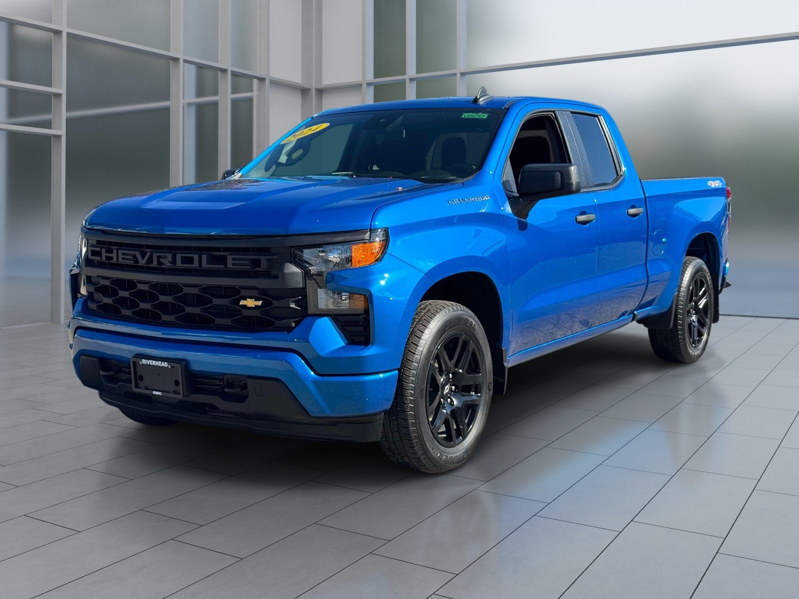 Used 2024 Chevrolet Silverado 1500 Custom AWD/4WD image 1