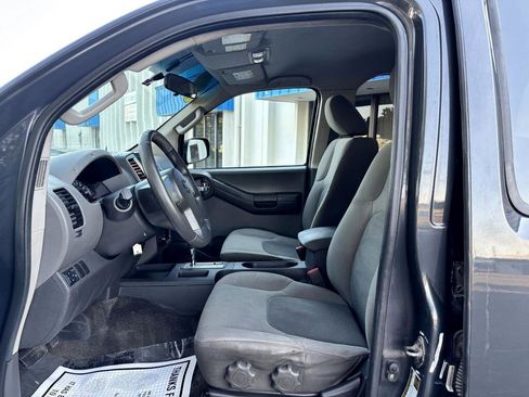 Used 2013 Nissan Xterra S image 11