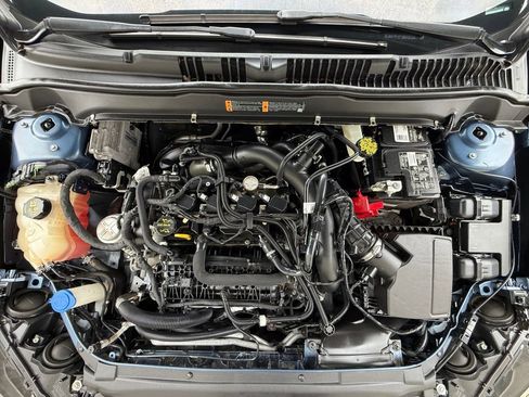Used 2019 Ford Fusion SE w/ Equipment Group 151A FWD image 9