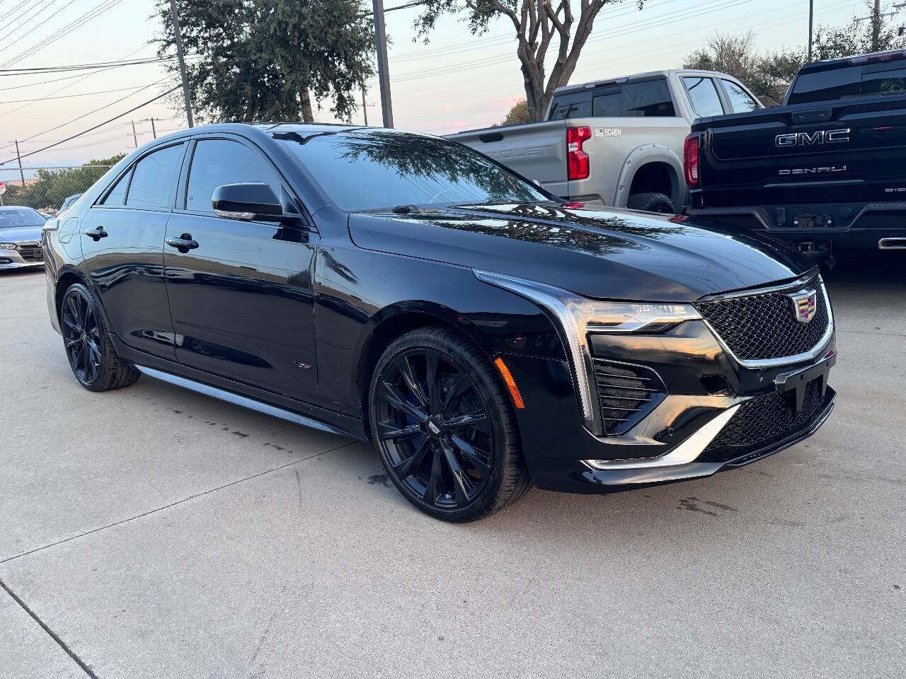 Used 2022 Cadillac CT4 V w/ LPO, ONYX Package AWD/4WD image 3