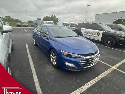Used 2023 Chevrolet Malibu LS FWD image 1