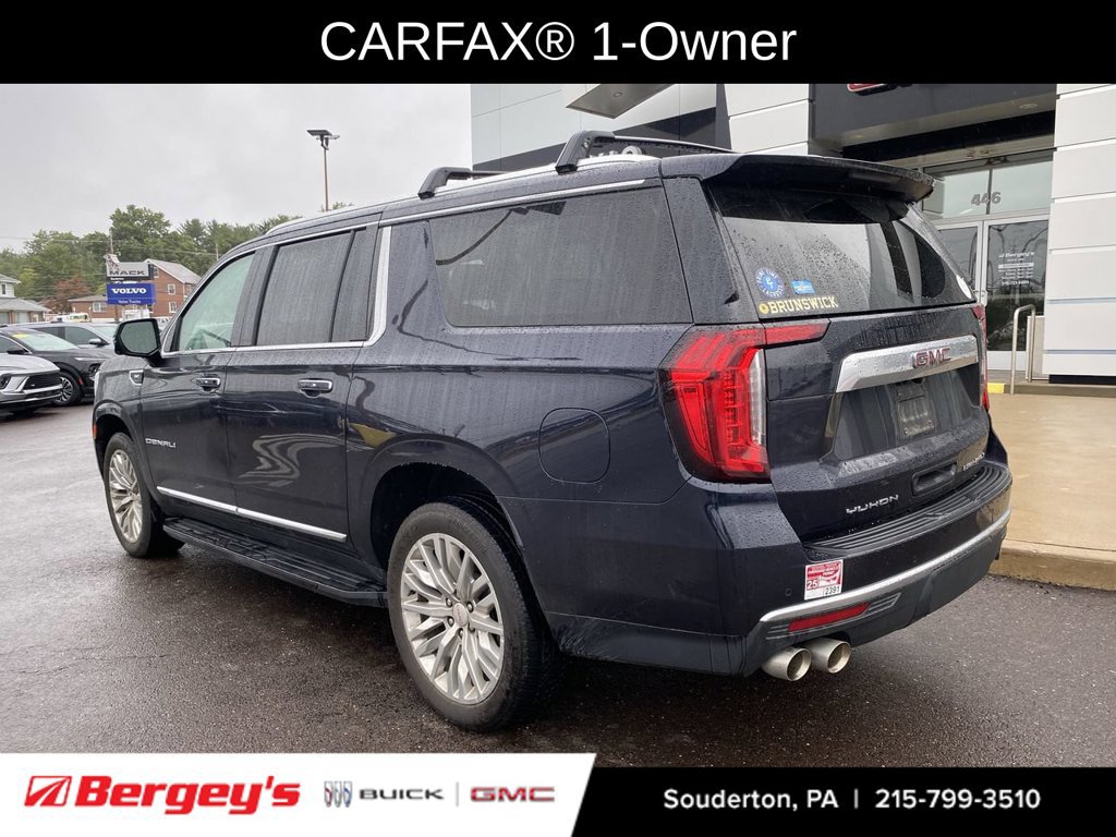 Used 2023 GMC Yukon XL Denali AWD/4WD image 3