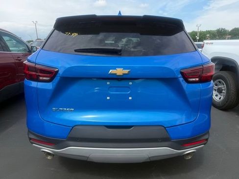 Used 2024 Chevrolet Blazer LT w/ Convenience Package FWD image 7