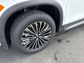 New 2025 Volkswagen Tiguan S video 2