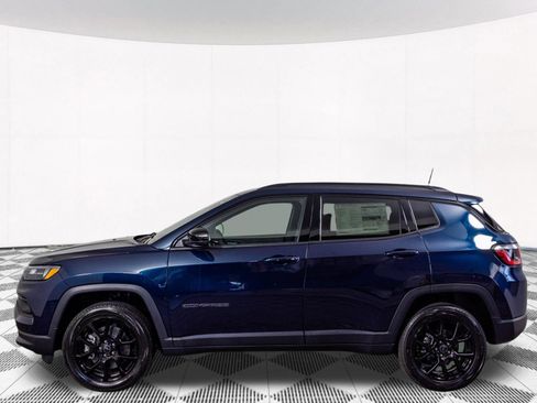 New 2026 Jeep Compass Latitude AWD/4WD image 17