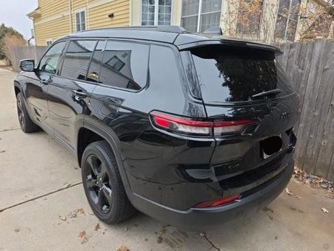 Used 2023 Jeep Grand Cherokee L Laredo image 6